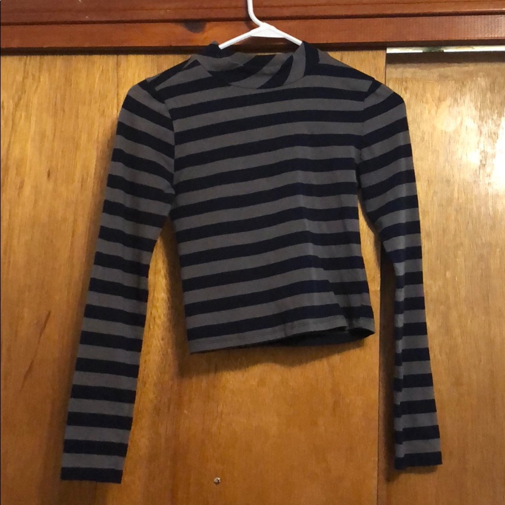 Cropped Long Sleeve Shirt!